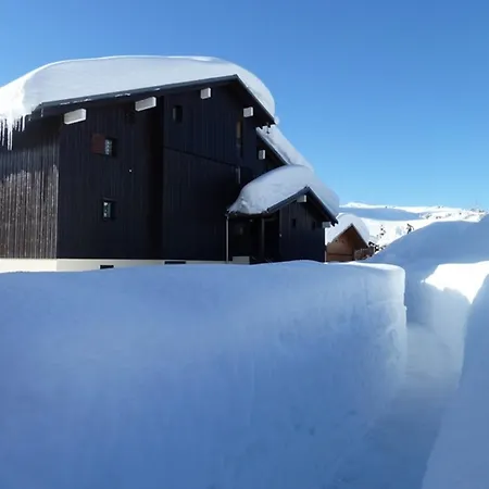 - Renove 4 Personnes Avec Garage *