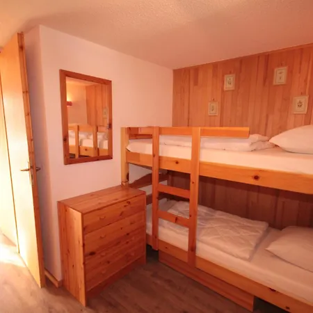 - Renove 4 Personnes Avec Garage Apartment *