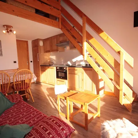 - Renove 4 Personnes Avec Garage